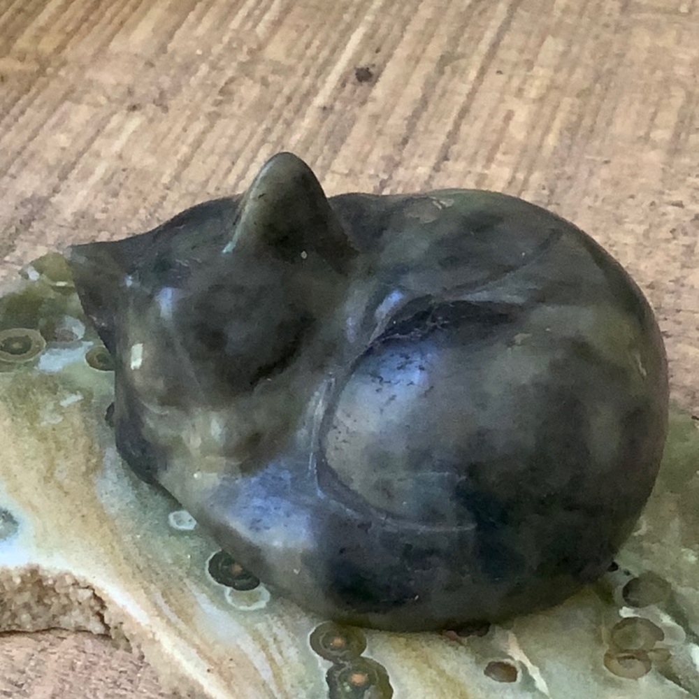 LABRADORITE HAND CARVED SLEEPING CAT